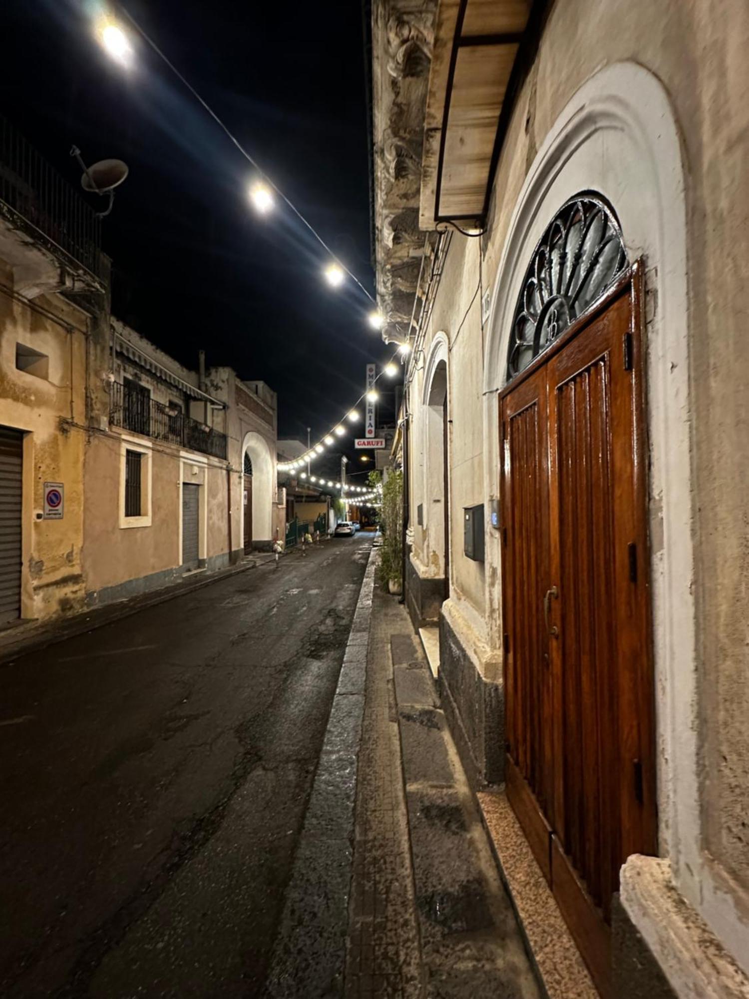 הוילה ג'יארה Casa Betulla Di Palazzo Biondi מראה חיצוני תמונה